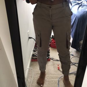 Khaki cargo pants (slim fit)